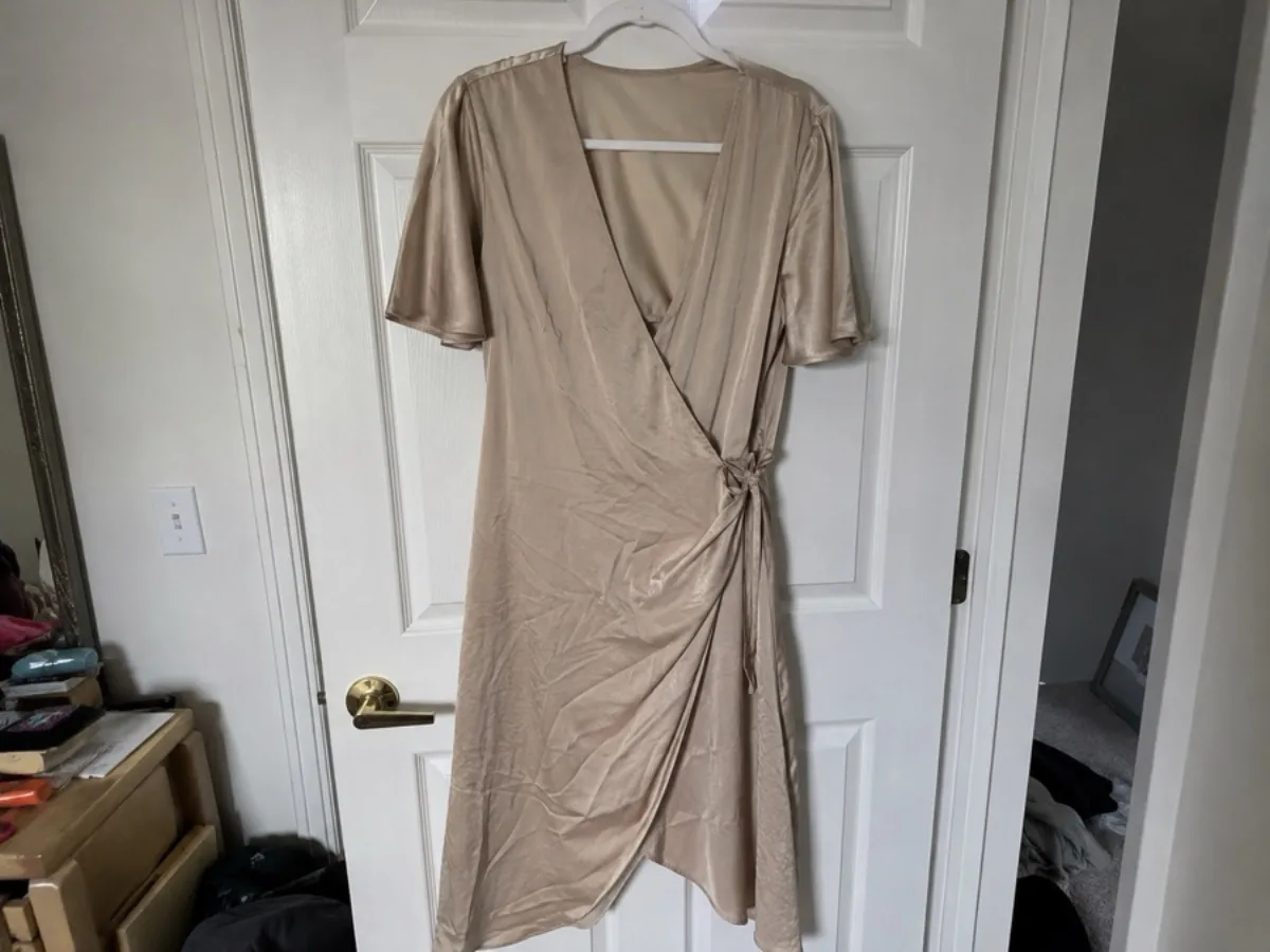 Step 1: drop your raw product photo into Pixer